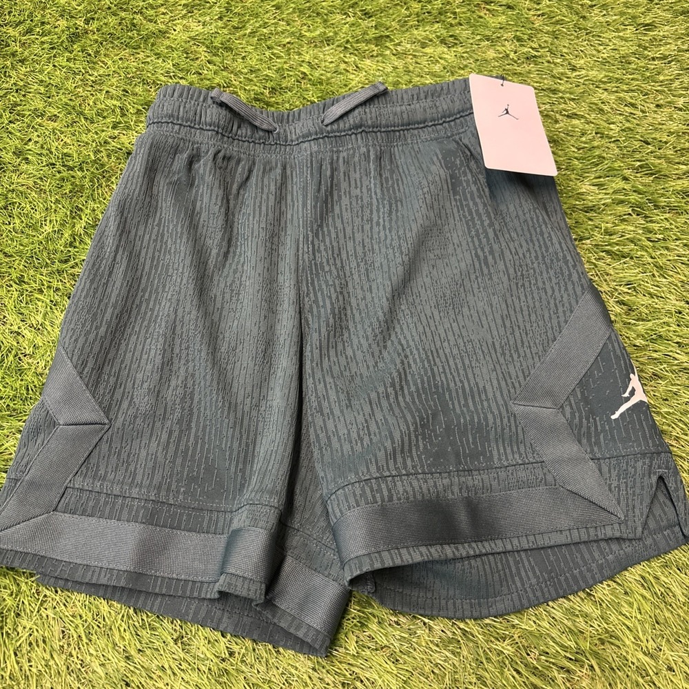 Jordan Boys Size S Basketball Shorts Oxidized Green‎ 95d366-e18 Athletic Shorts